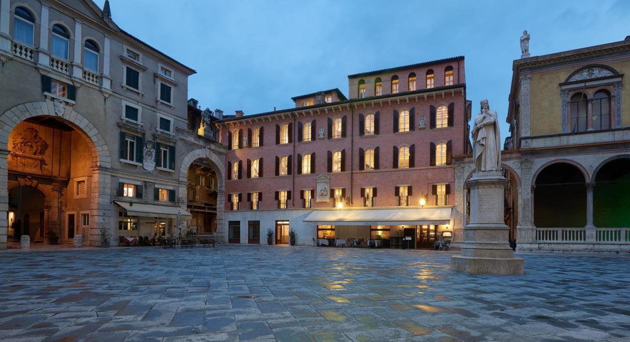 Lords Of Luxury Apartment