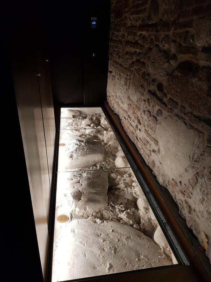 Arena Luxury 2* Verona