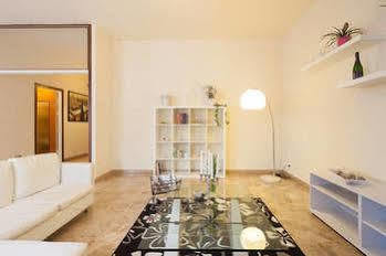 Happiness - Center Verona