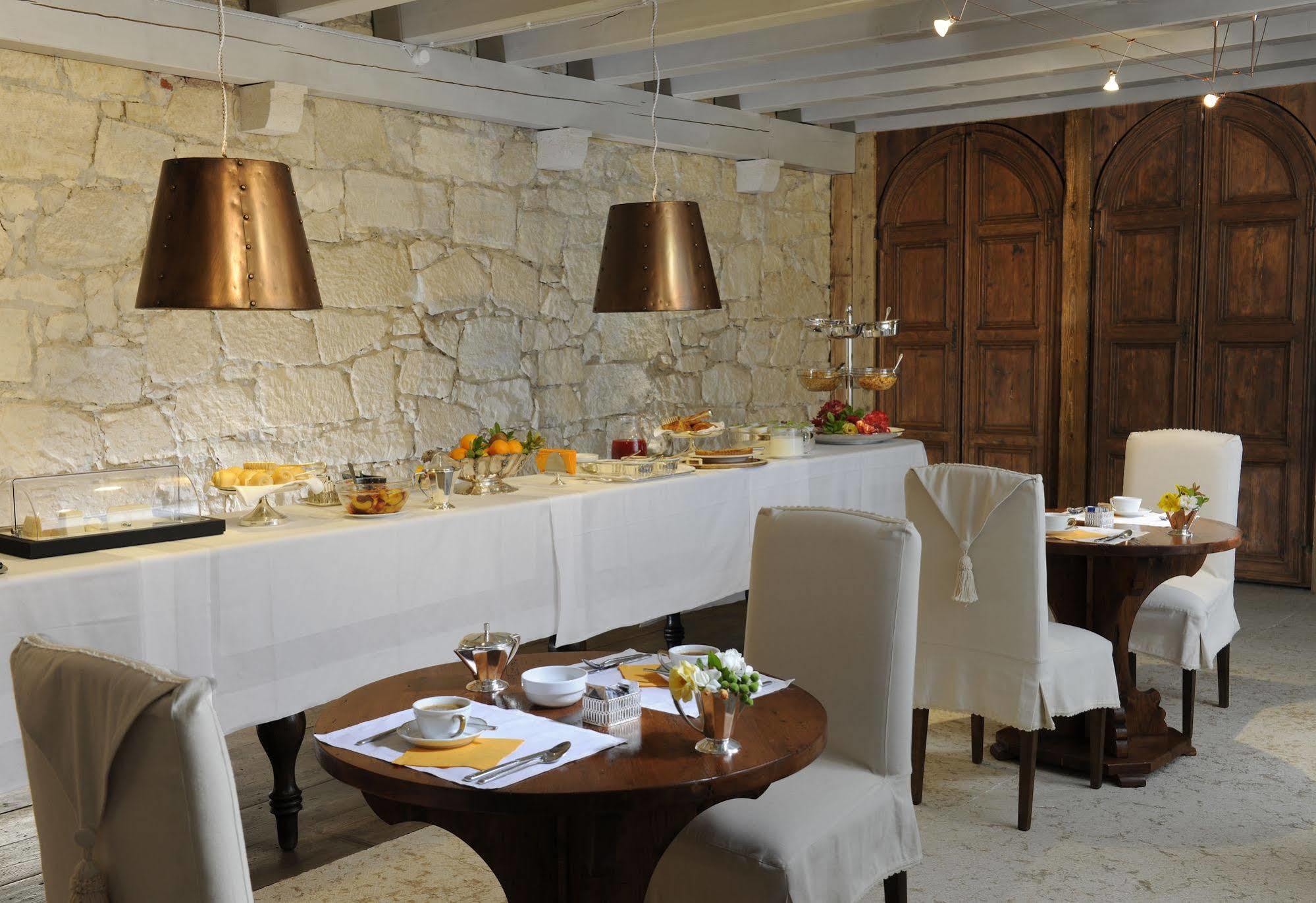 Delser Manor House Nhà ở miền quê