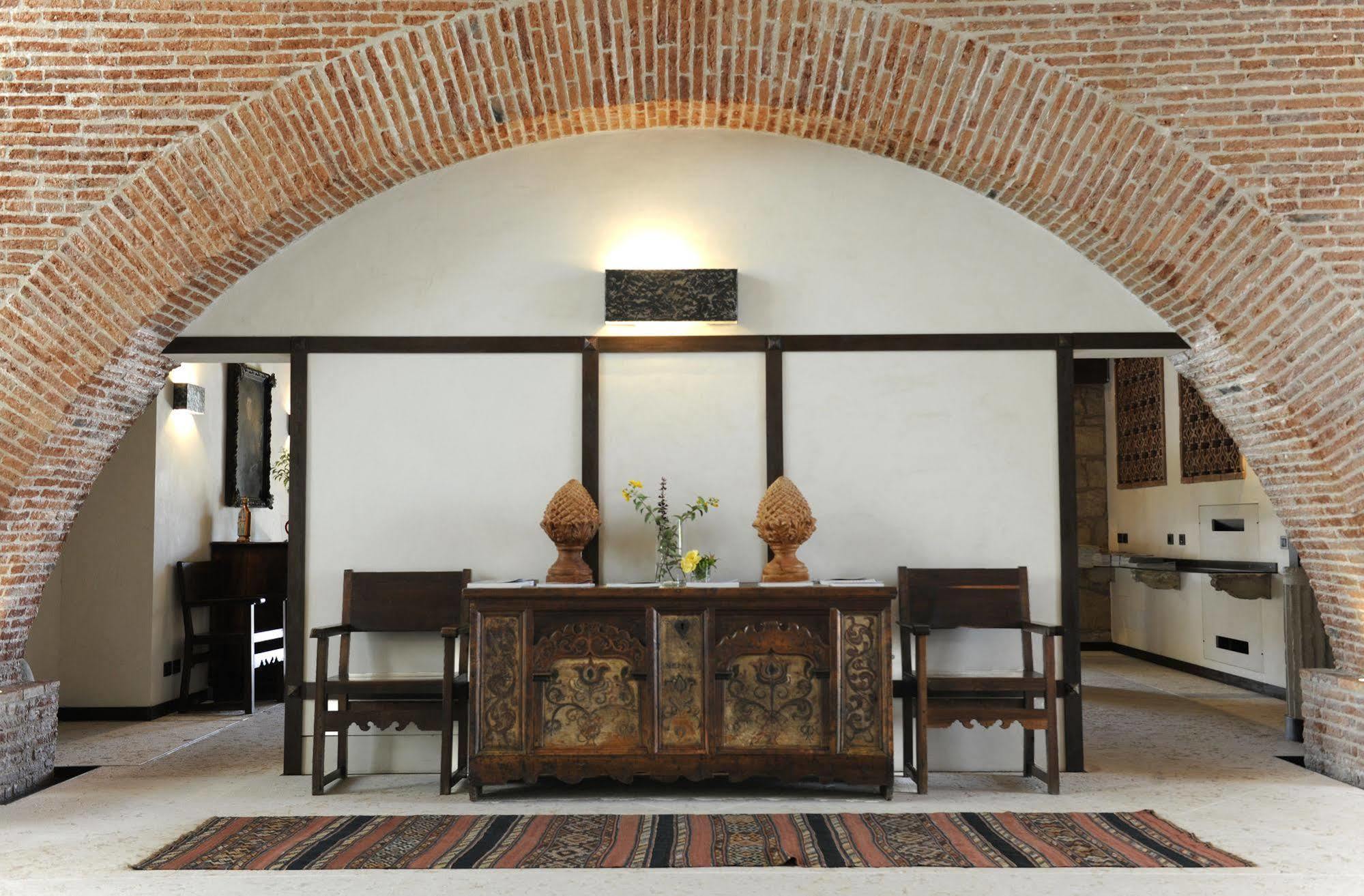 Delser Manor House Maalaistalot Verona