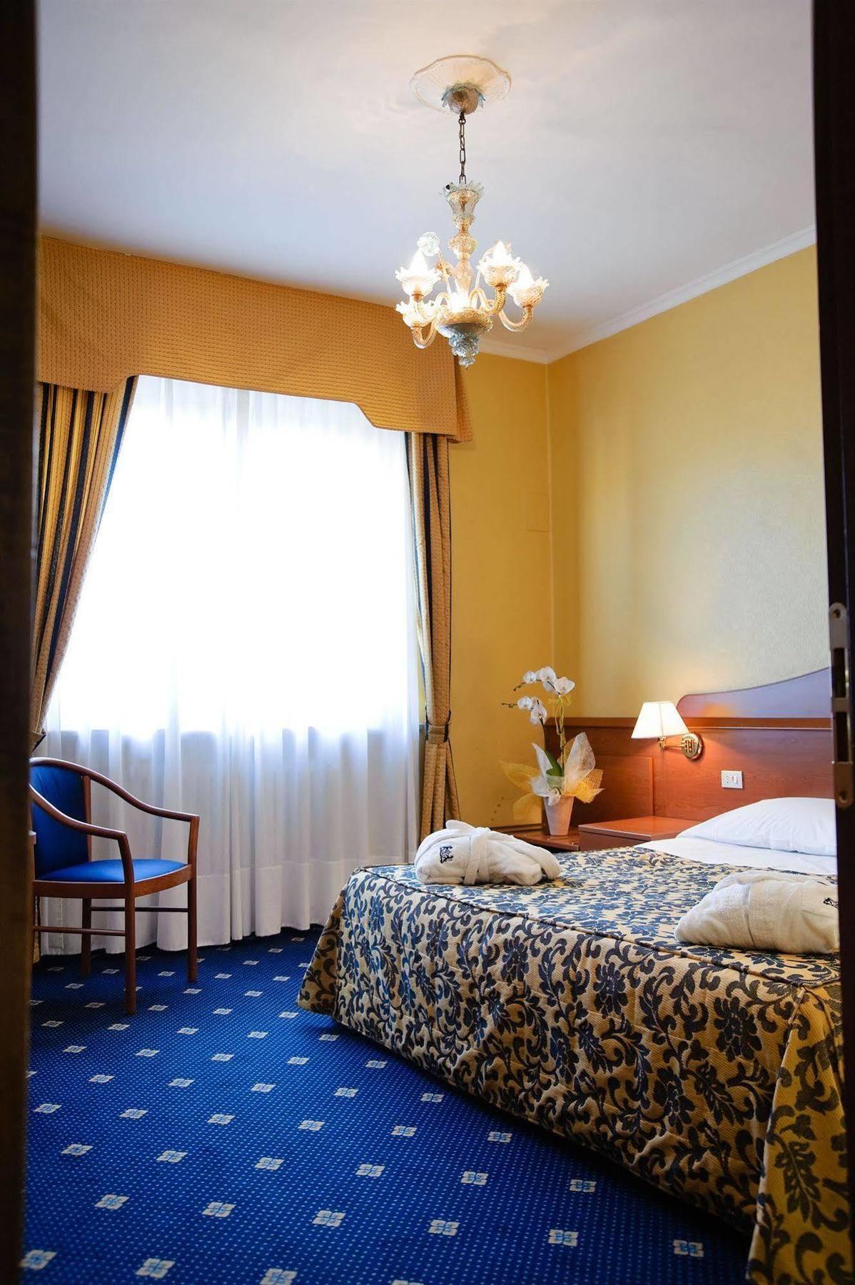 Hotelli Novo Rossi