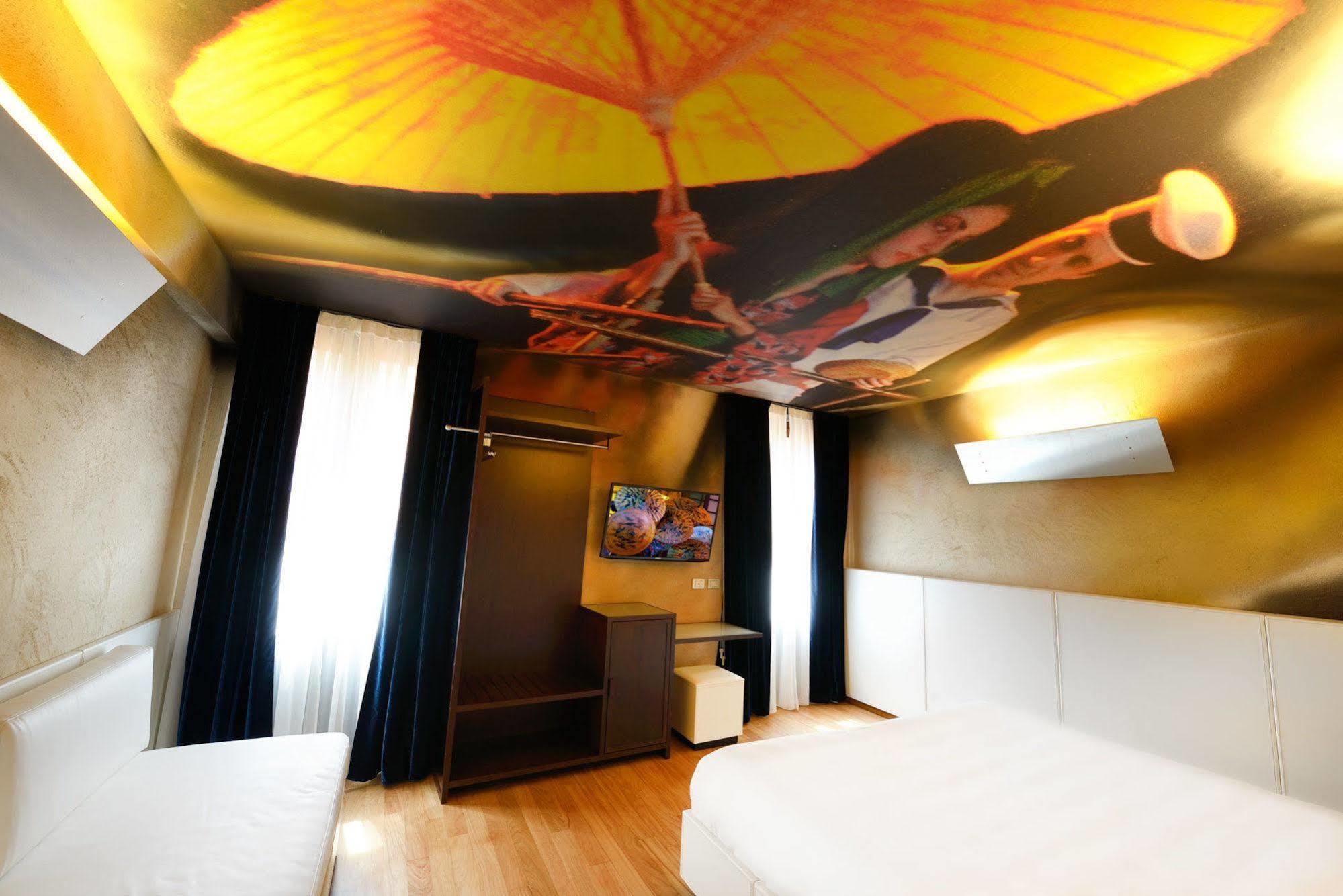 Guest house Centre And 2*