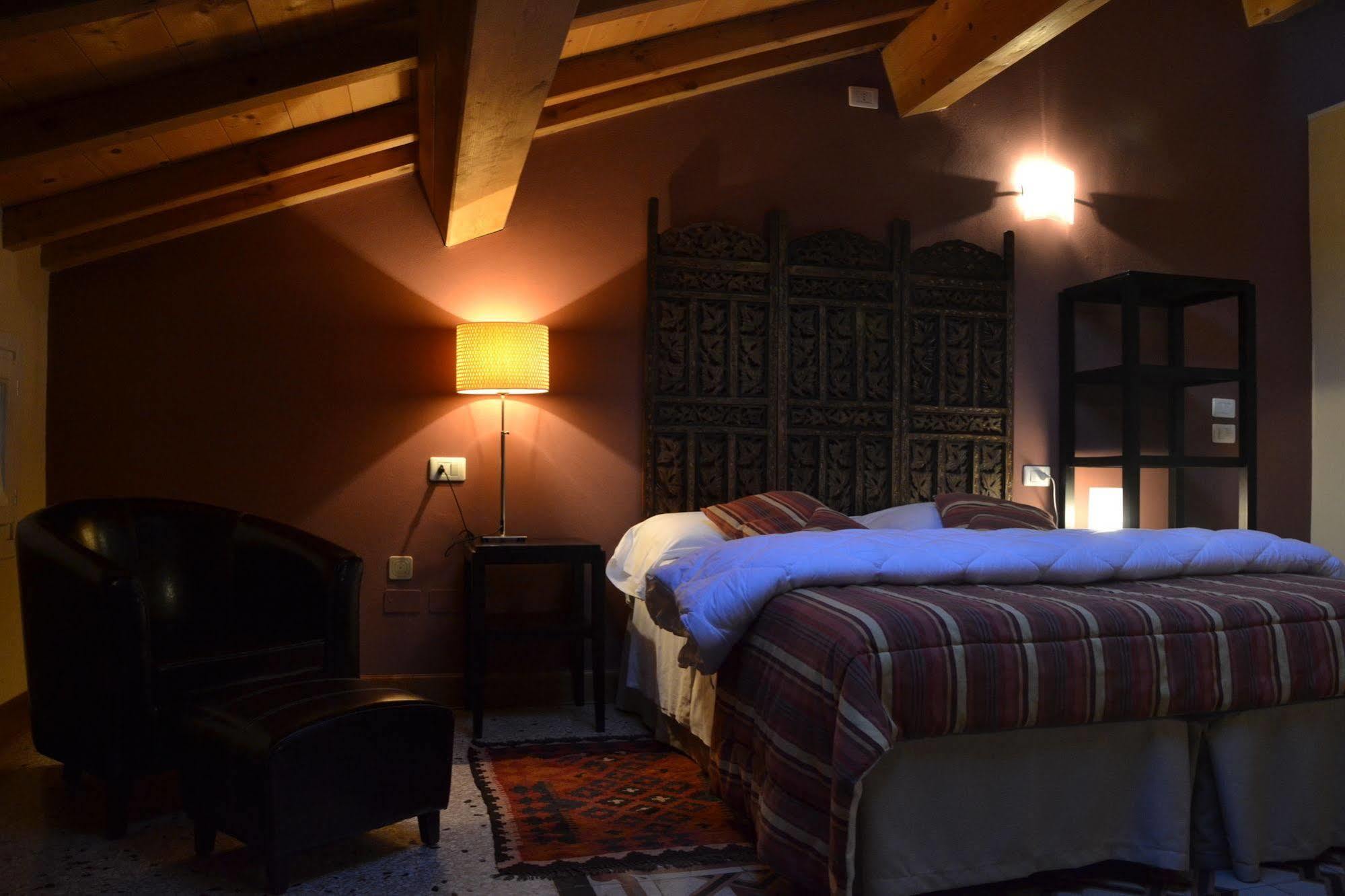 Bed & Breakfast All'opera Prima 2*