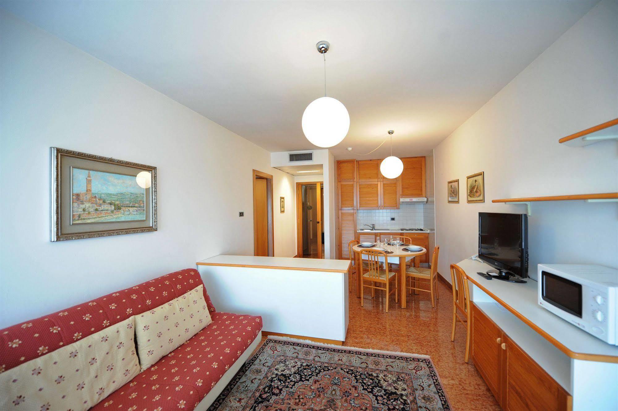 Aparthotel All'adige 2*