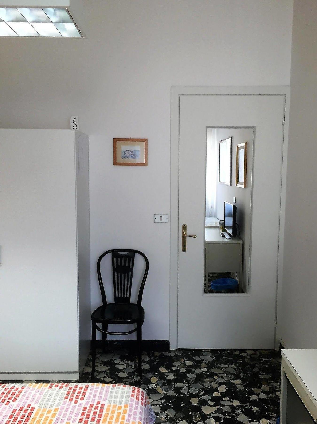 Brigo Acomodação com café da manhã  3*