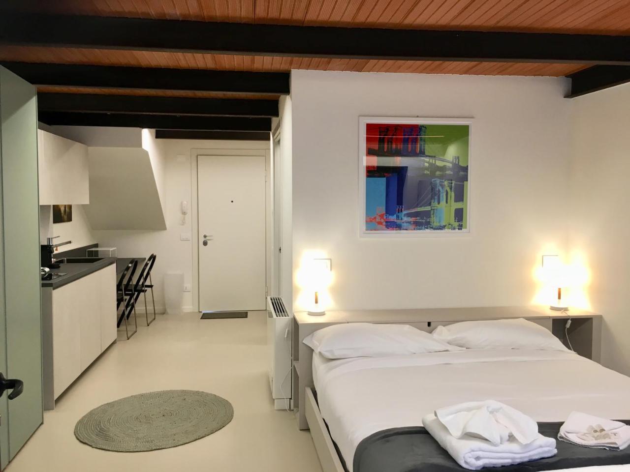 Veronajourneys Apartment