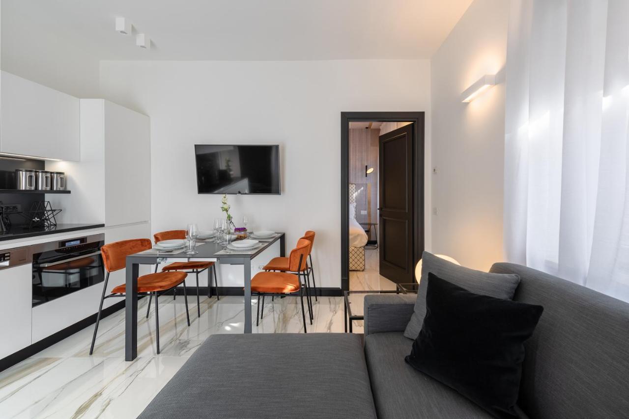A World Aparts - 12 Viviani Appartement Verona