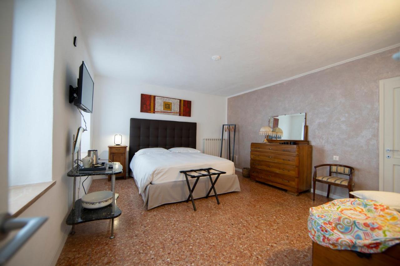 La Bottega De La Sminca Bed & Breakfast *