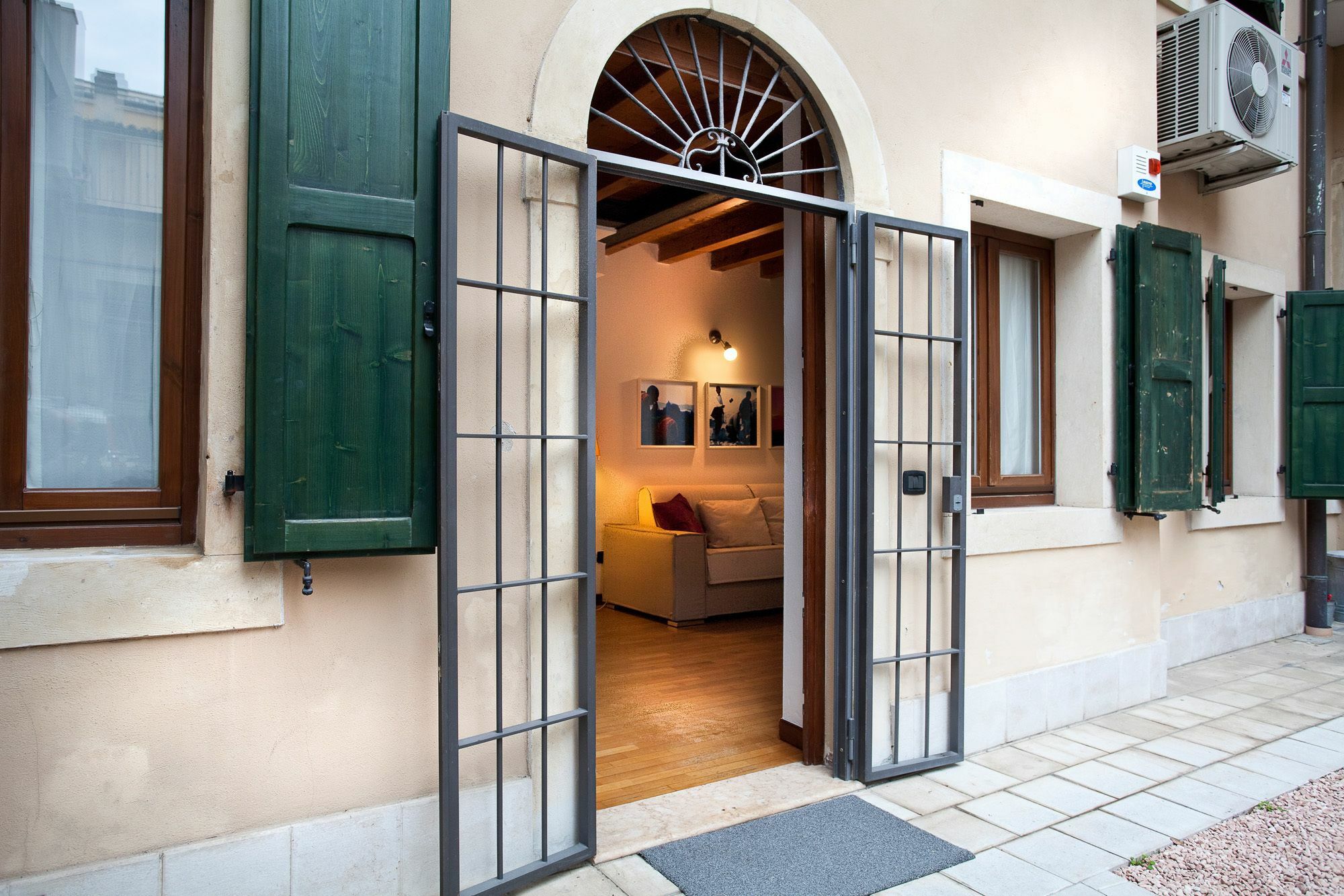 For Rent Travelers House Apartment