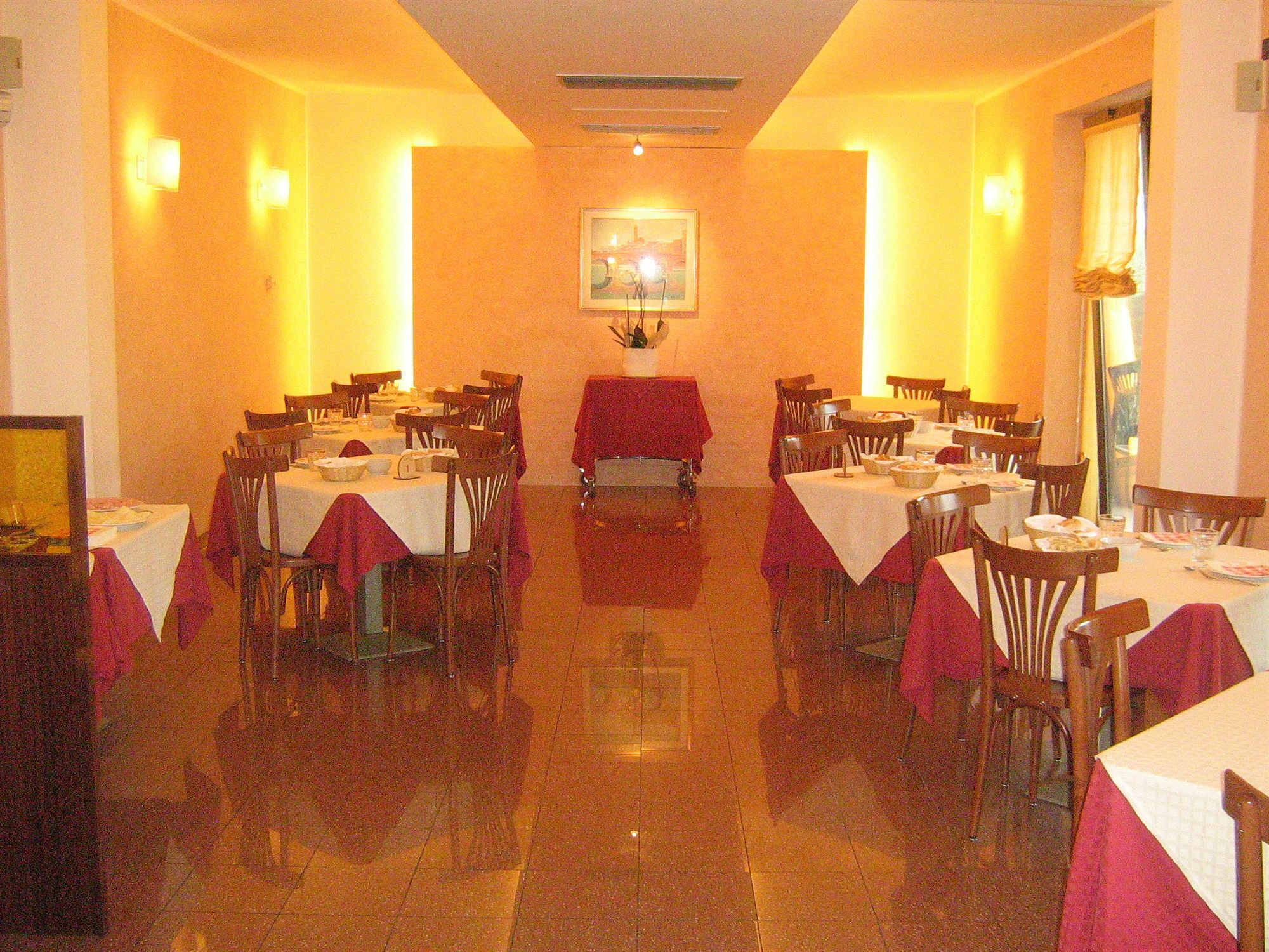 Corte Girlanda 3*