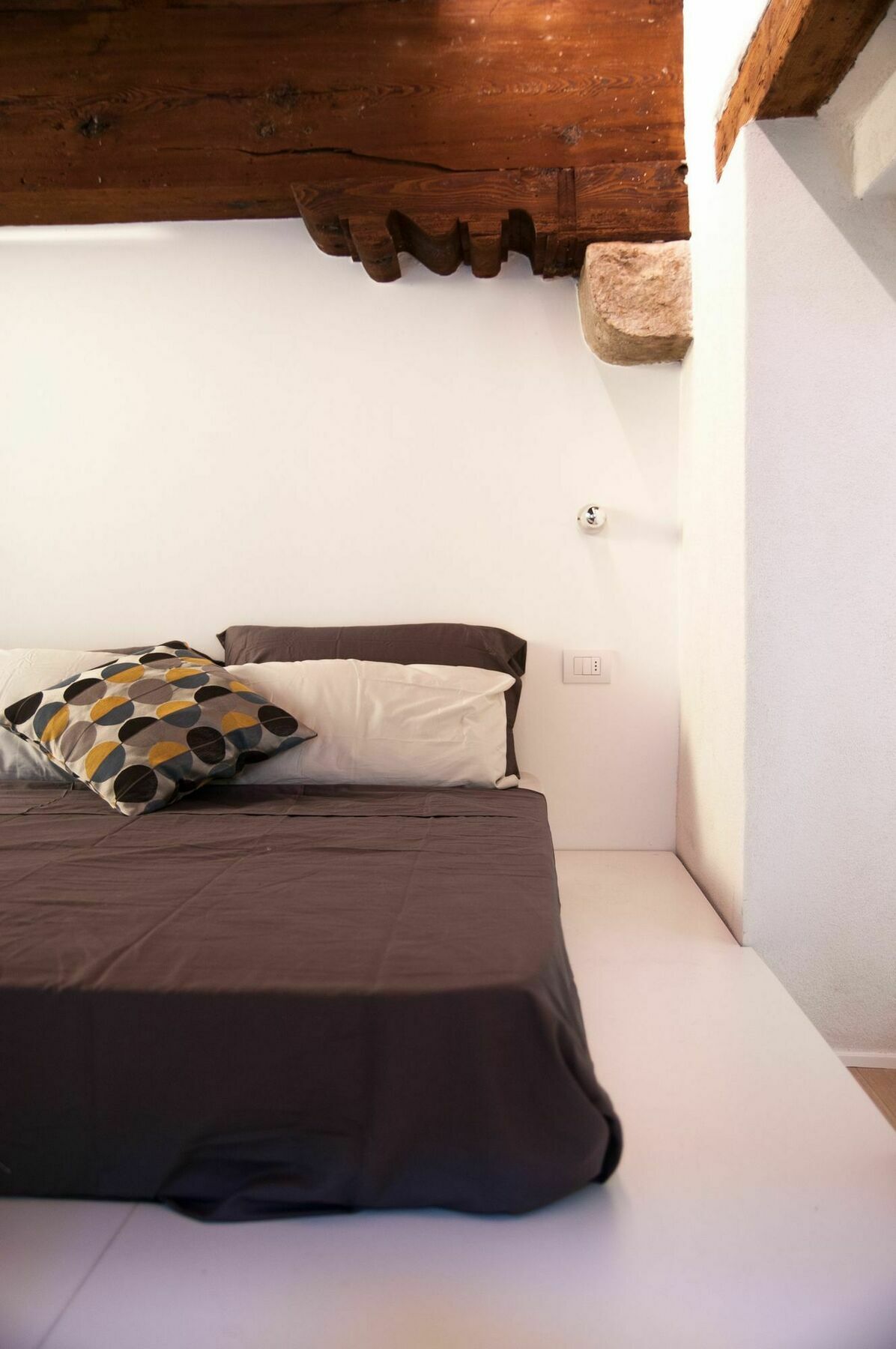 For Rent Affresco Appartement