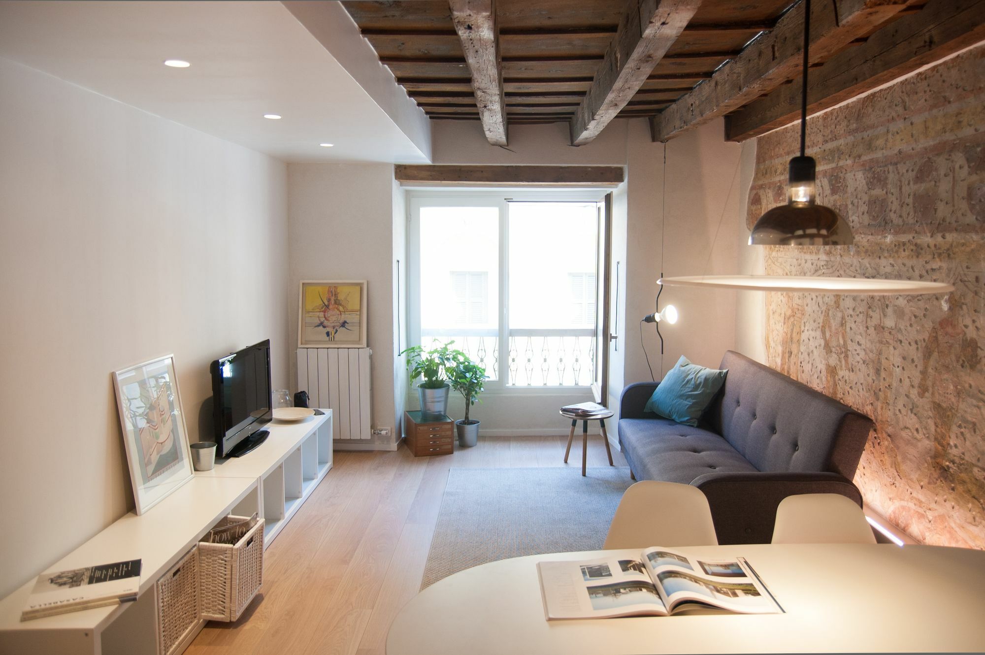 For Rent Affresco Appartement