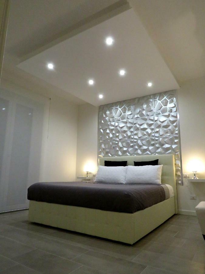 Diamond Apartment *
