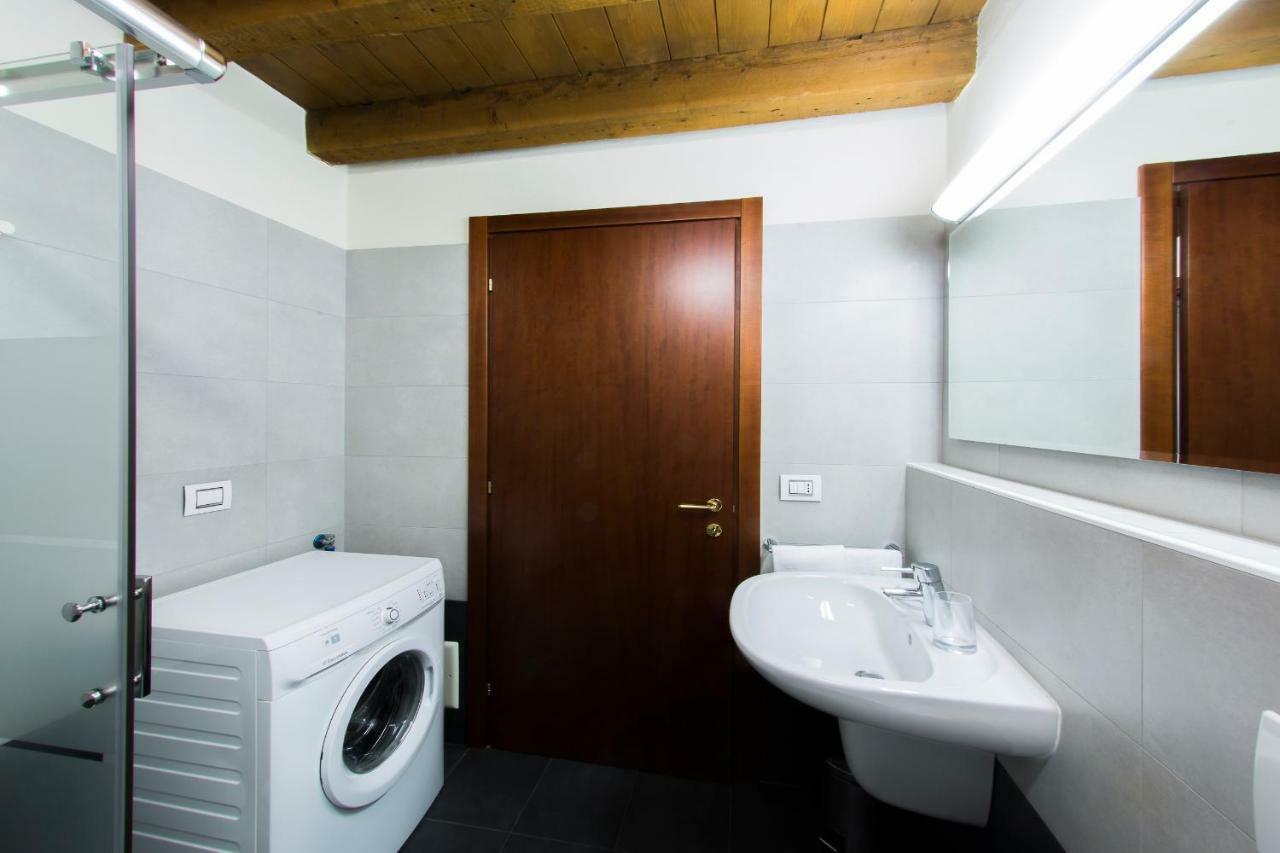 Apartment Arena Dreams *