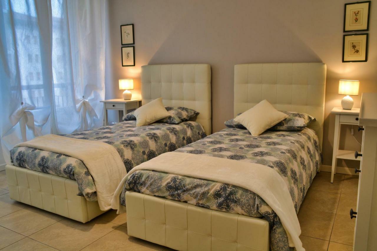 Deluxe * Verona