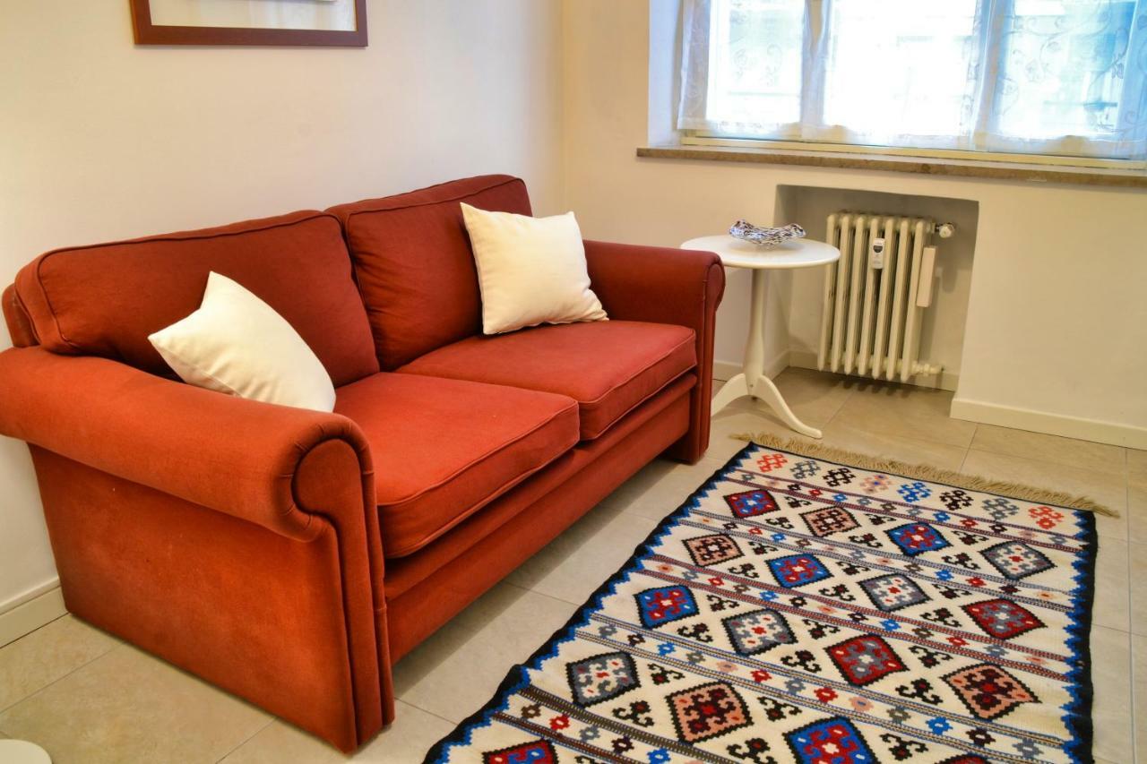 Apartment Deluxe *