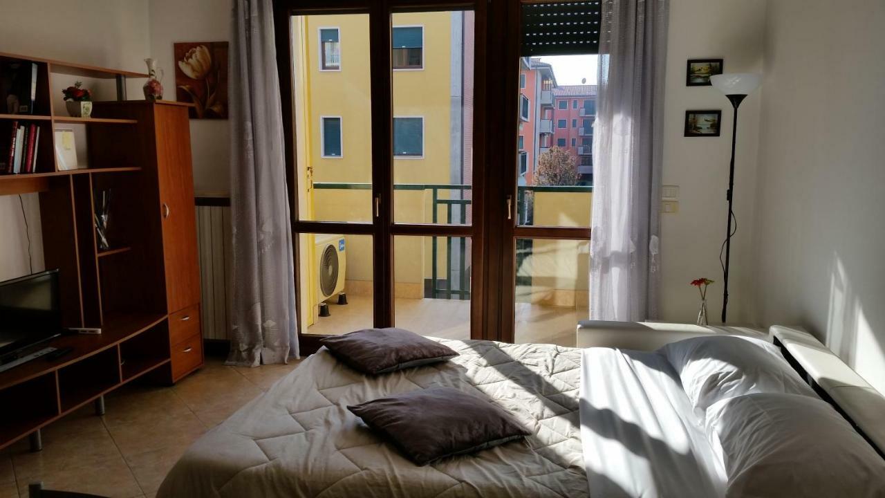 Bilocale Via Imola 4 Verona