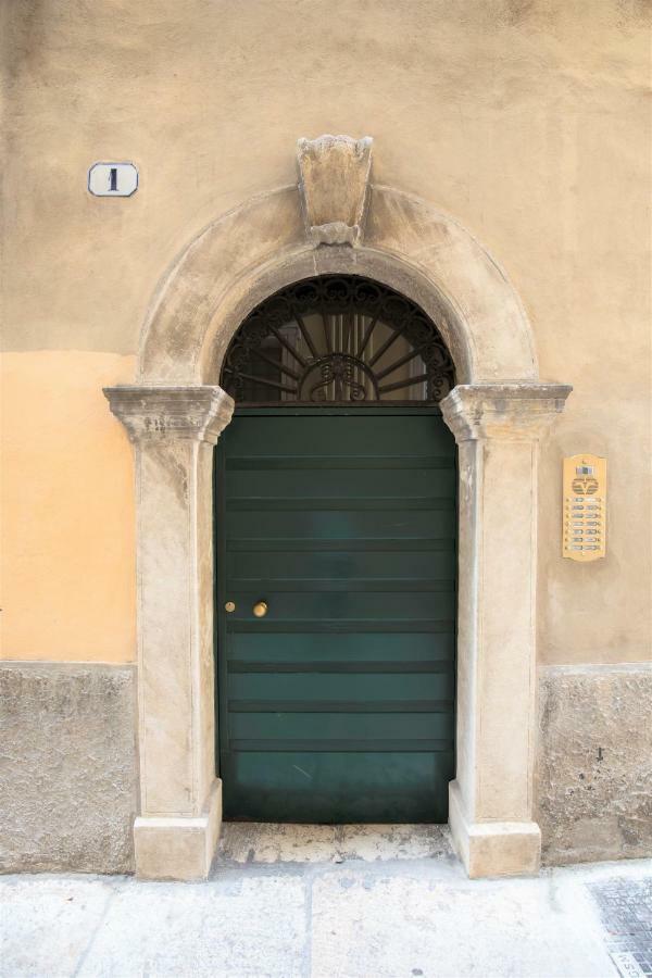 In Casa * Verona