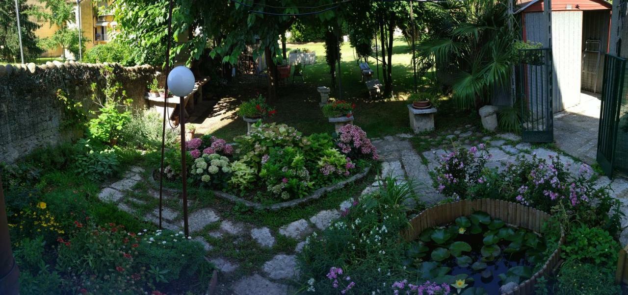 Veronauptoyou Courtyard * Verona