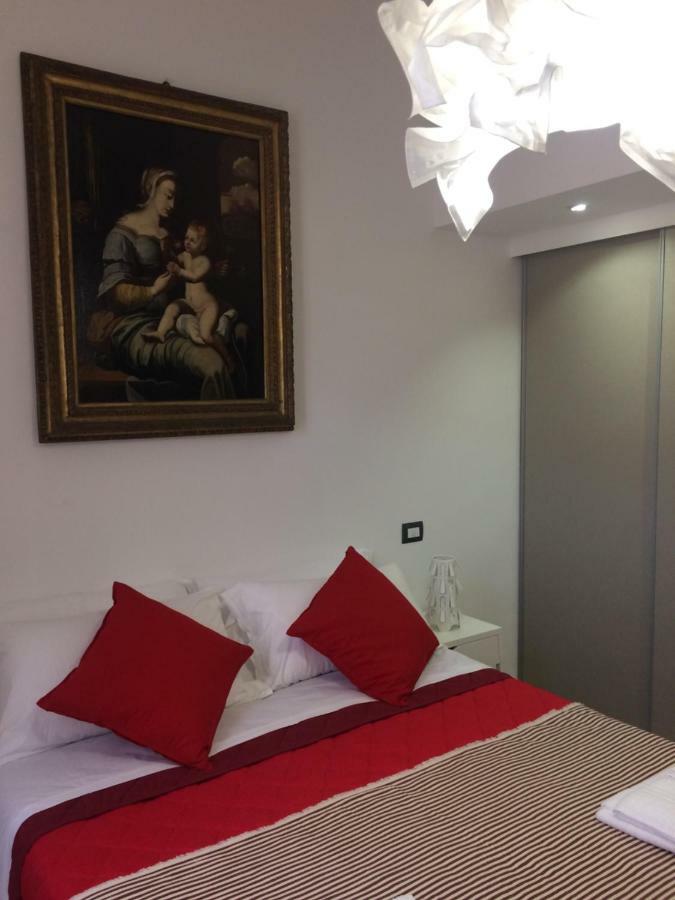 Theater Apartment *