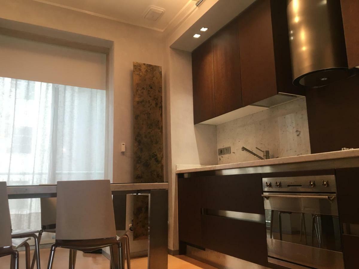 City Home Apartment *