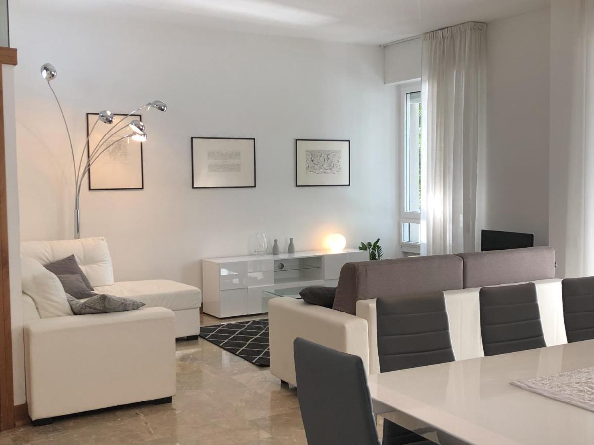 Riverview City Apartment