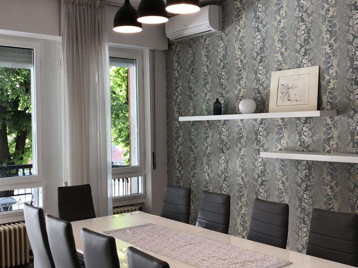 Riverview City Apartment