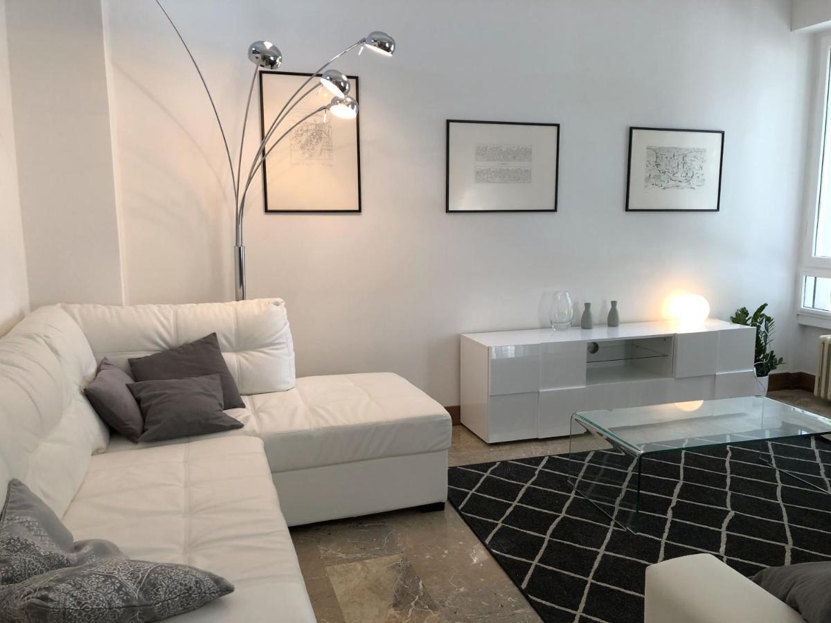 Riverview City Apartment *