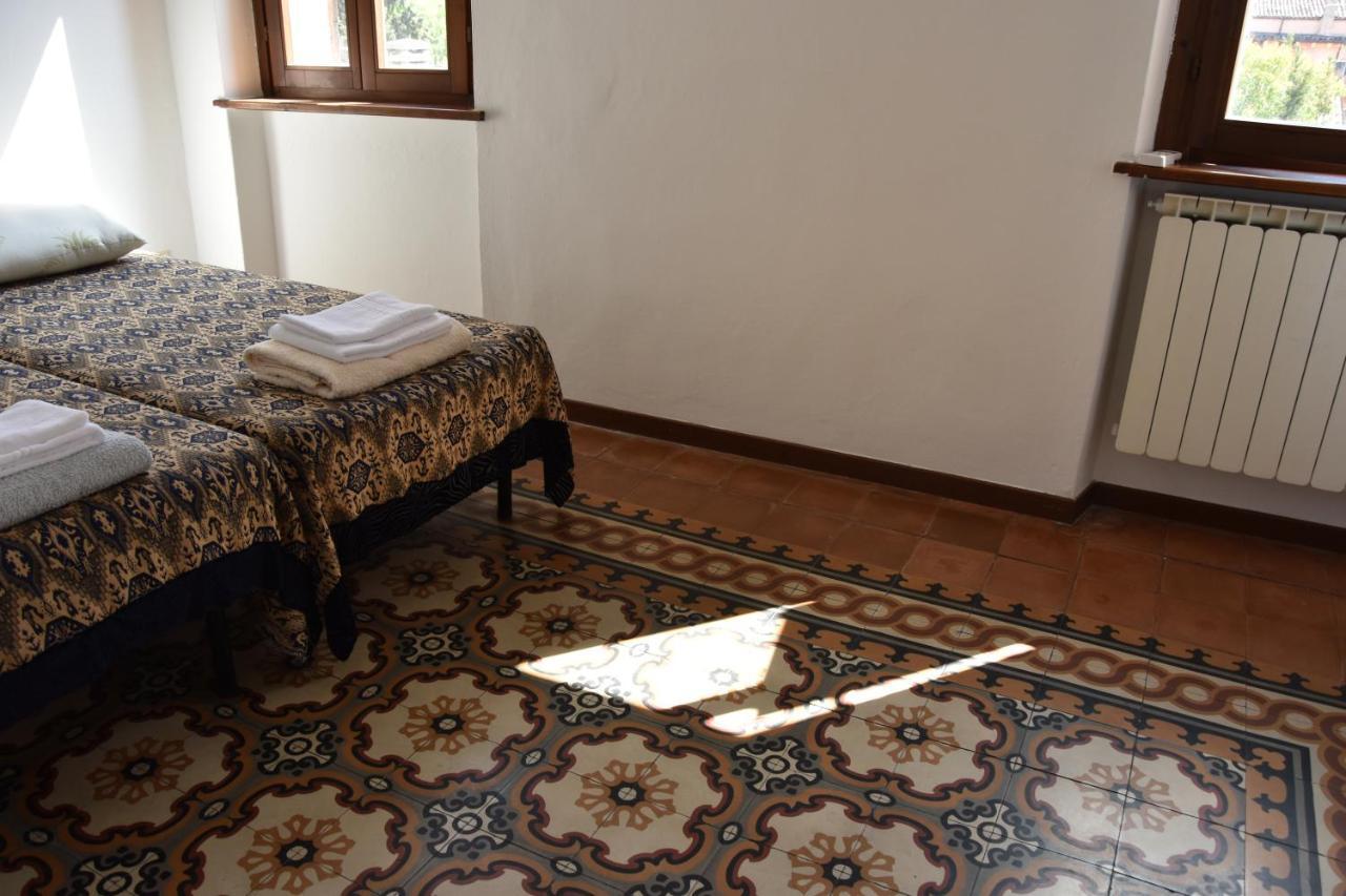 Bed & Breakfast In Center *