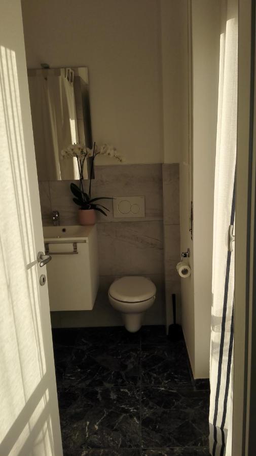 Minihouselarissa Diverona