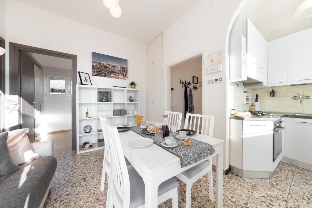 Letters To Juliet Apartment *
