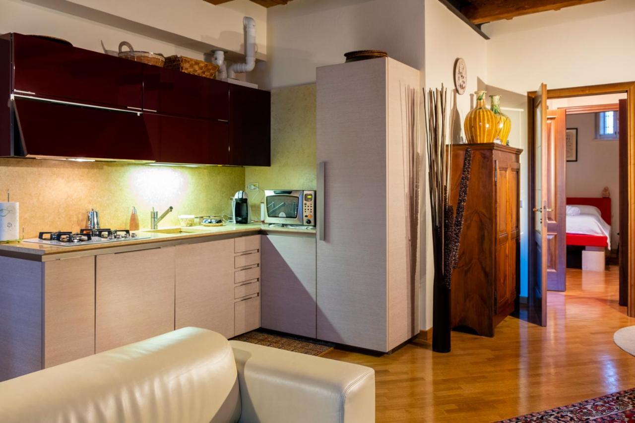 Ai Cinque Archi Apartment