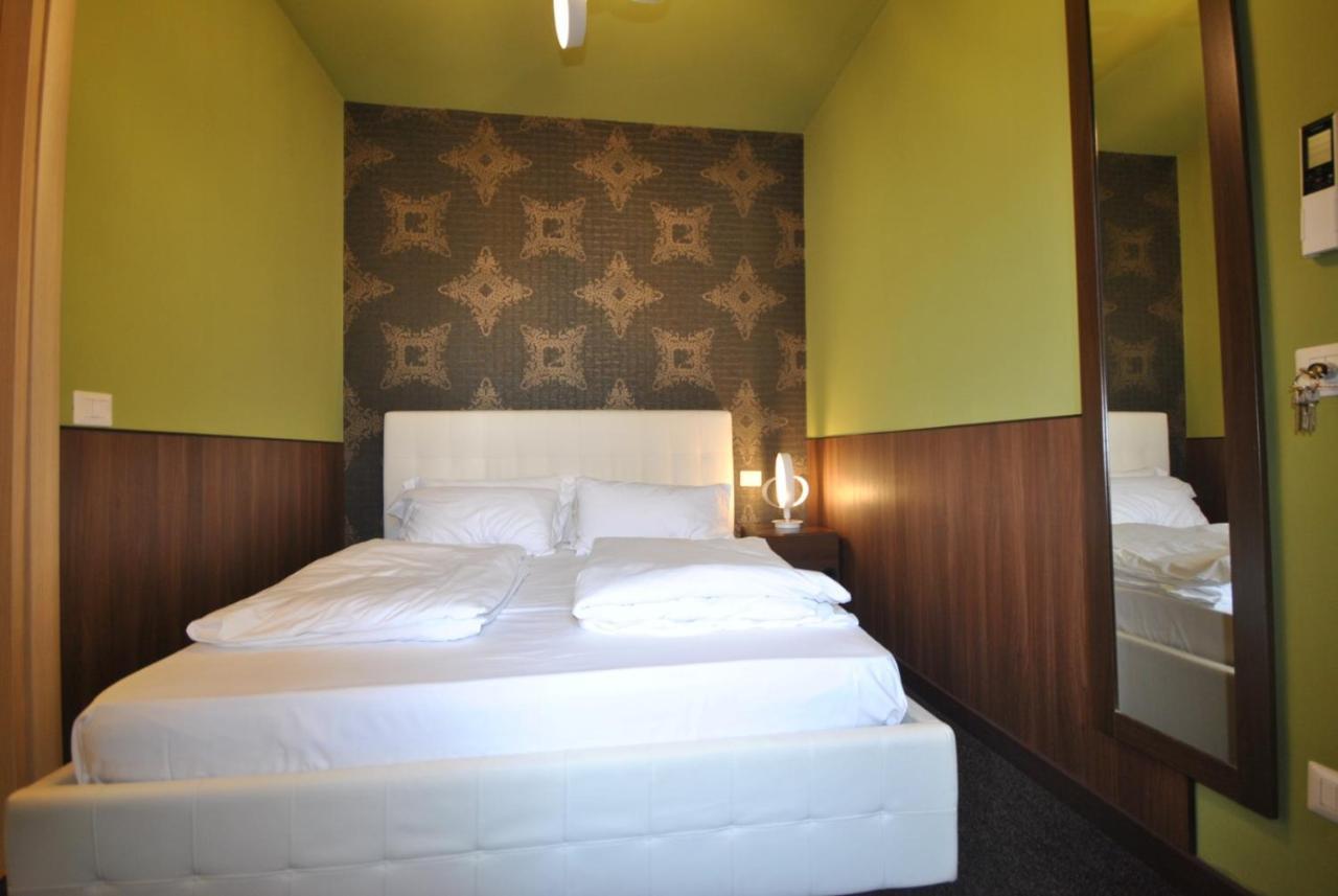 Romeo House 3*