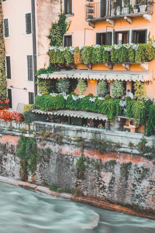 Ponte Pietra *