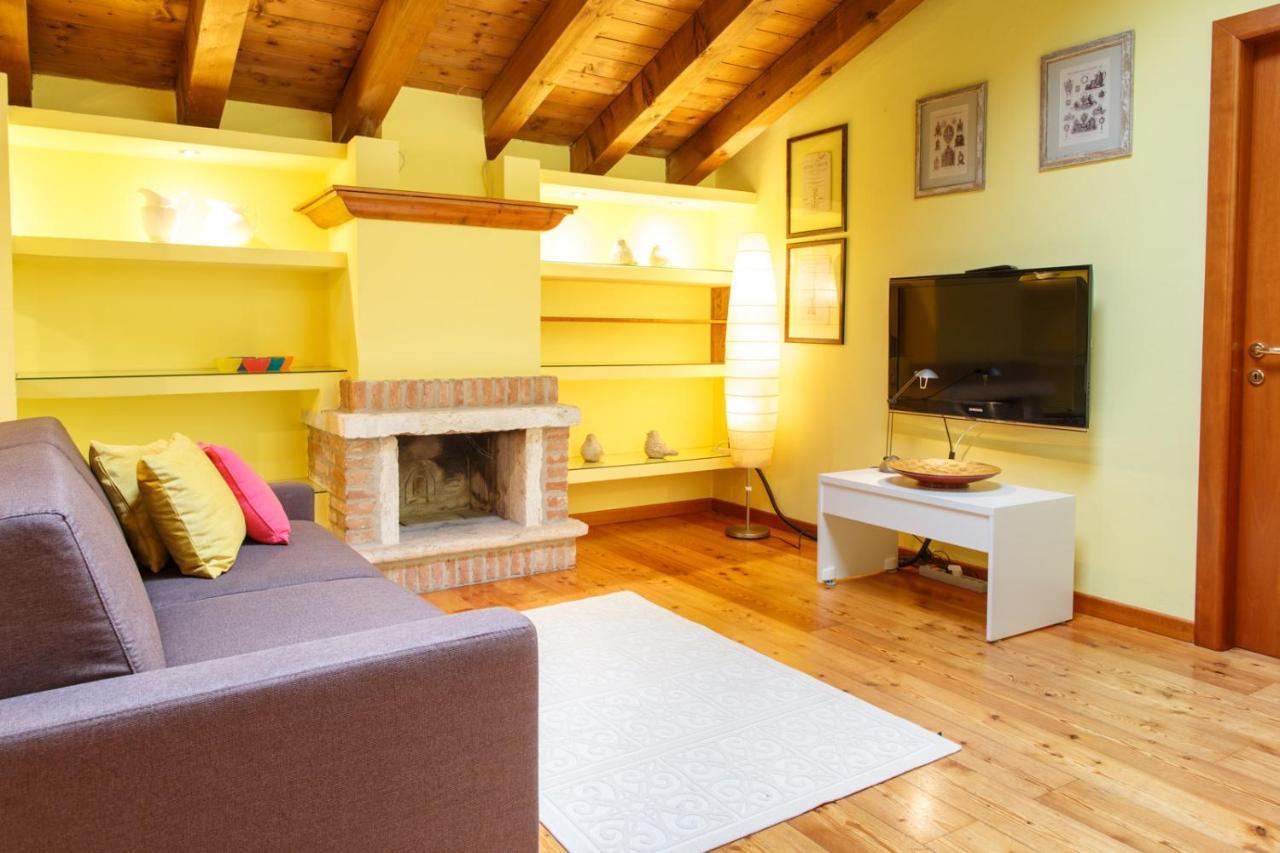 Topazio Apartment
