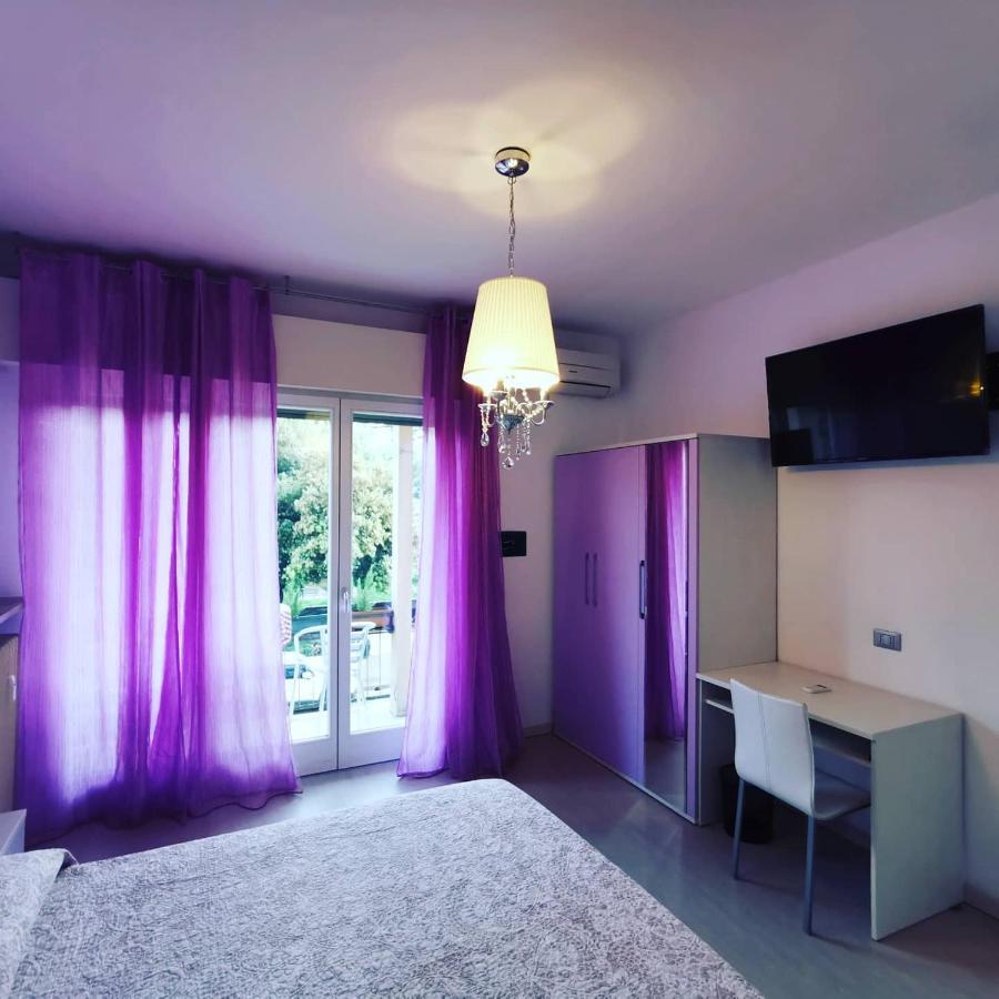Ai Giardini -vicino Ospedale Borgo Trento E Centro Storico Casa de hóspedes 2*