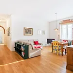San Vitale Elegant Flat