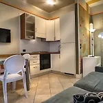 Cozzi Apartment