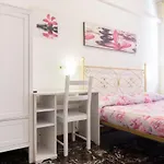 Re Lear - 4 Bedrooms Apartment