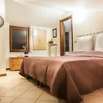 Verona Expo Suite