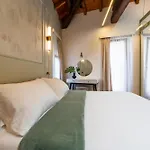 La Merope Guest House De Charme