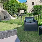 At Ponte Pietra With Garden And Parking