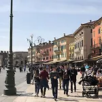Les Suites Di Verona