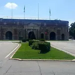 Verona Room Centre
