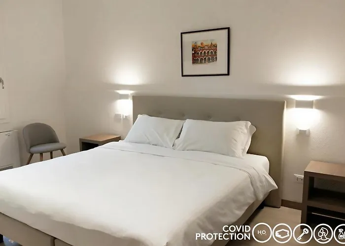 Via Poma Apartments&Rooms