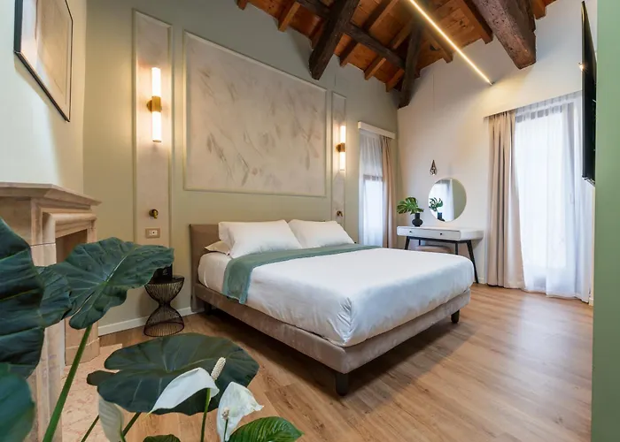 La Merope Guest House De Charme