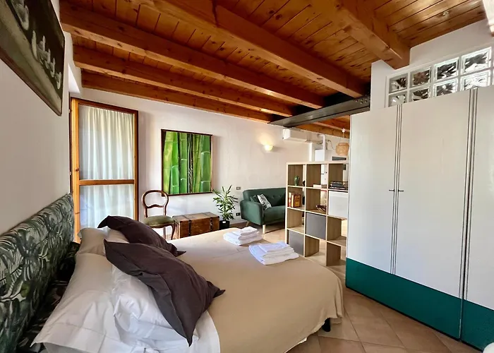 Bright, Cozy Apartment In The Heart Of Verona