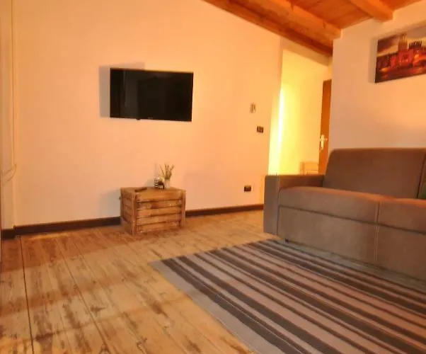 Studio 5 Apartment