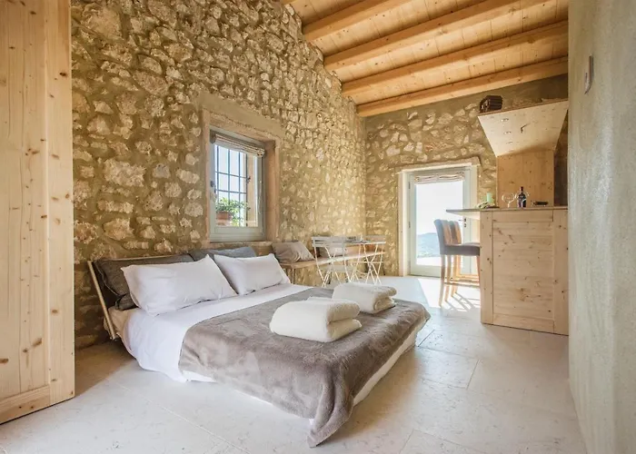 Agriturismo Maso Maroni Wine Retreat